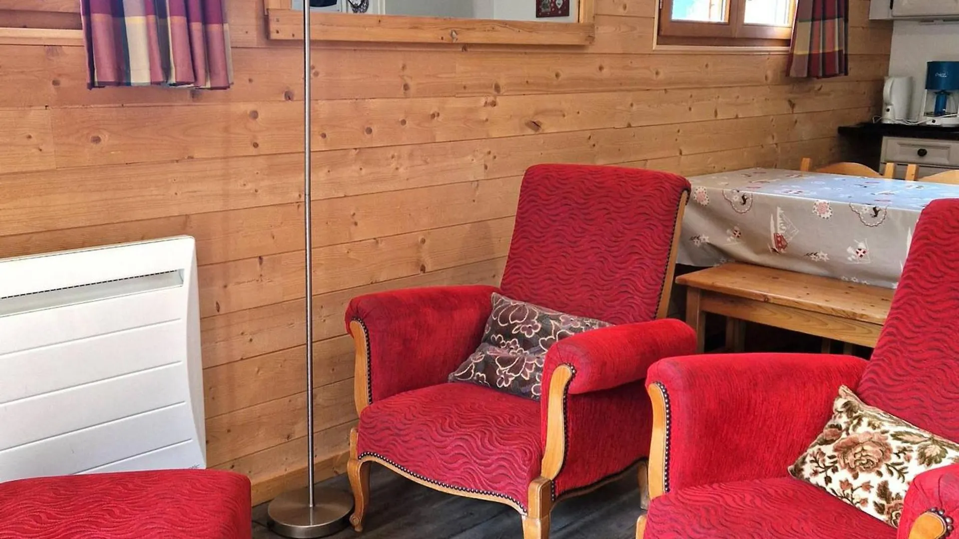 Apartment Appartement 4 Pieces Pour 6/8 Personnes Avec Terrasse, Proche Pistes Et Centre A Valfrejus - Fr-1-265-172