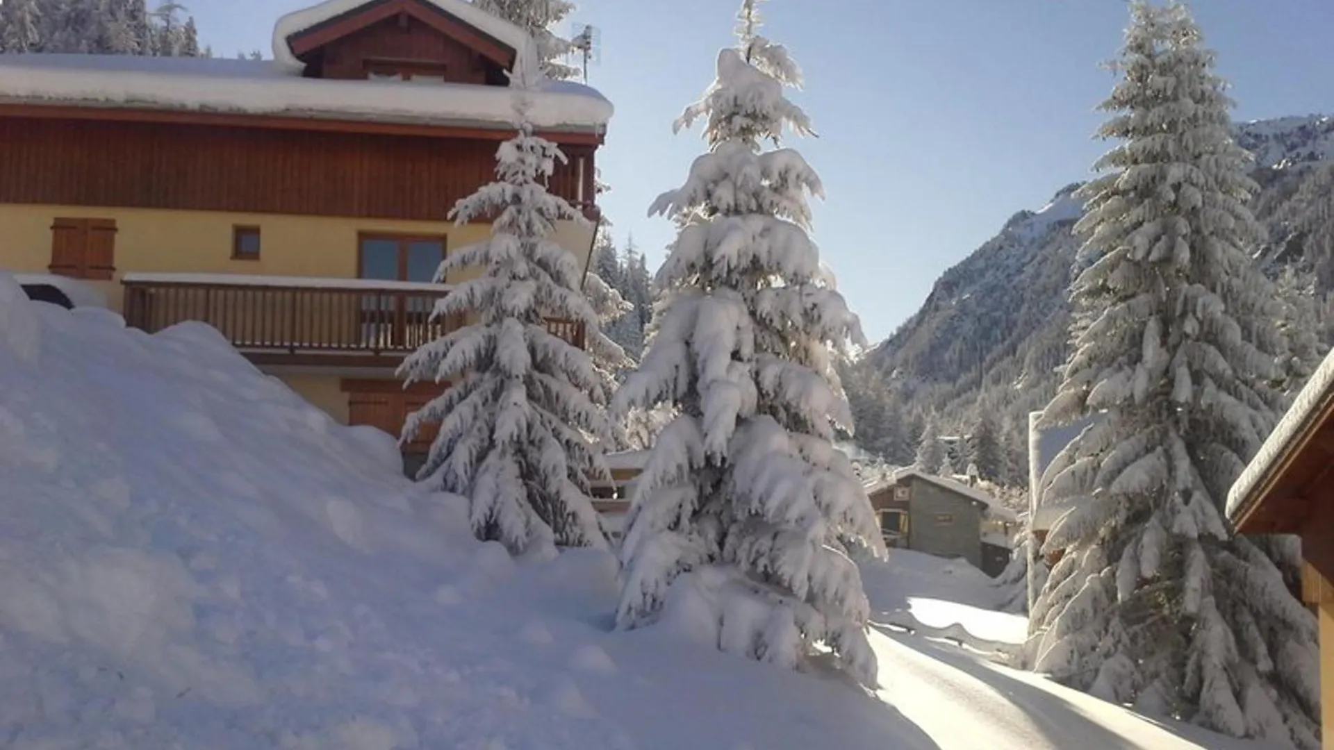 Apartment Appartement 4 Pieces Pour 6/8 Personnes Avec Terrasse, Proche Pistes Et Centre A Valfrejus - Fr-1-265-172 France